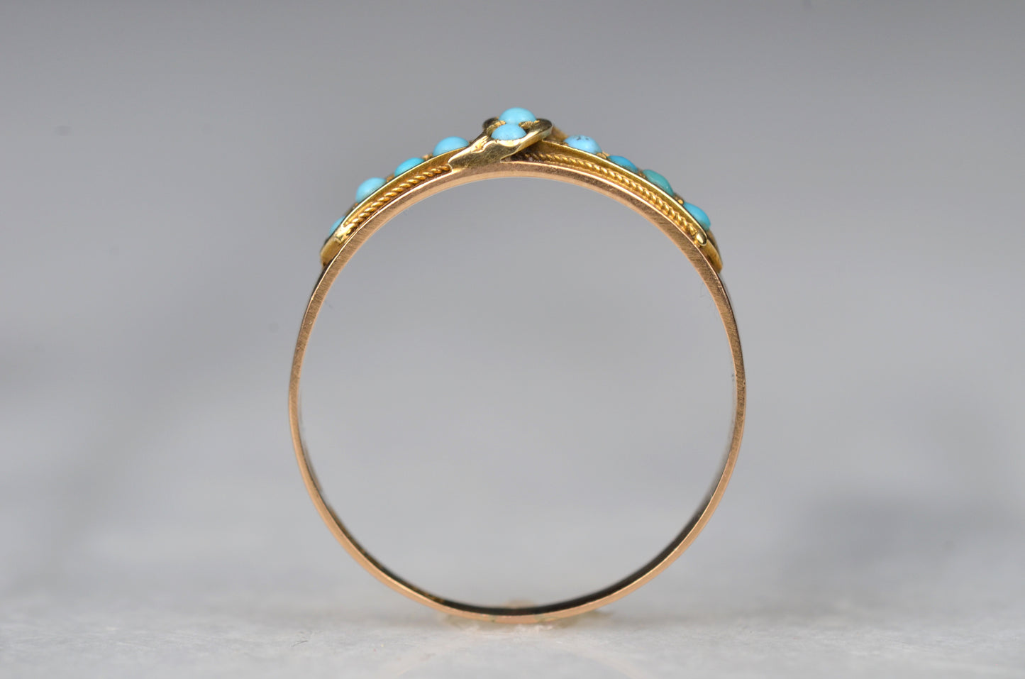 Elegant Victorian Turquoise Band Ring