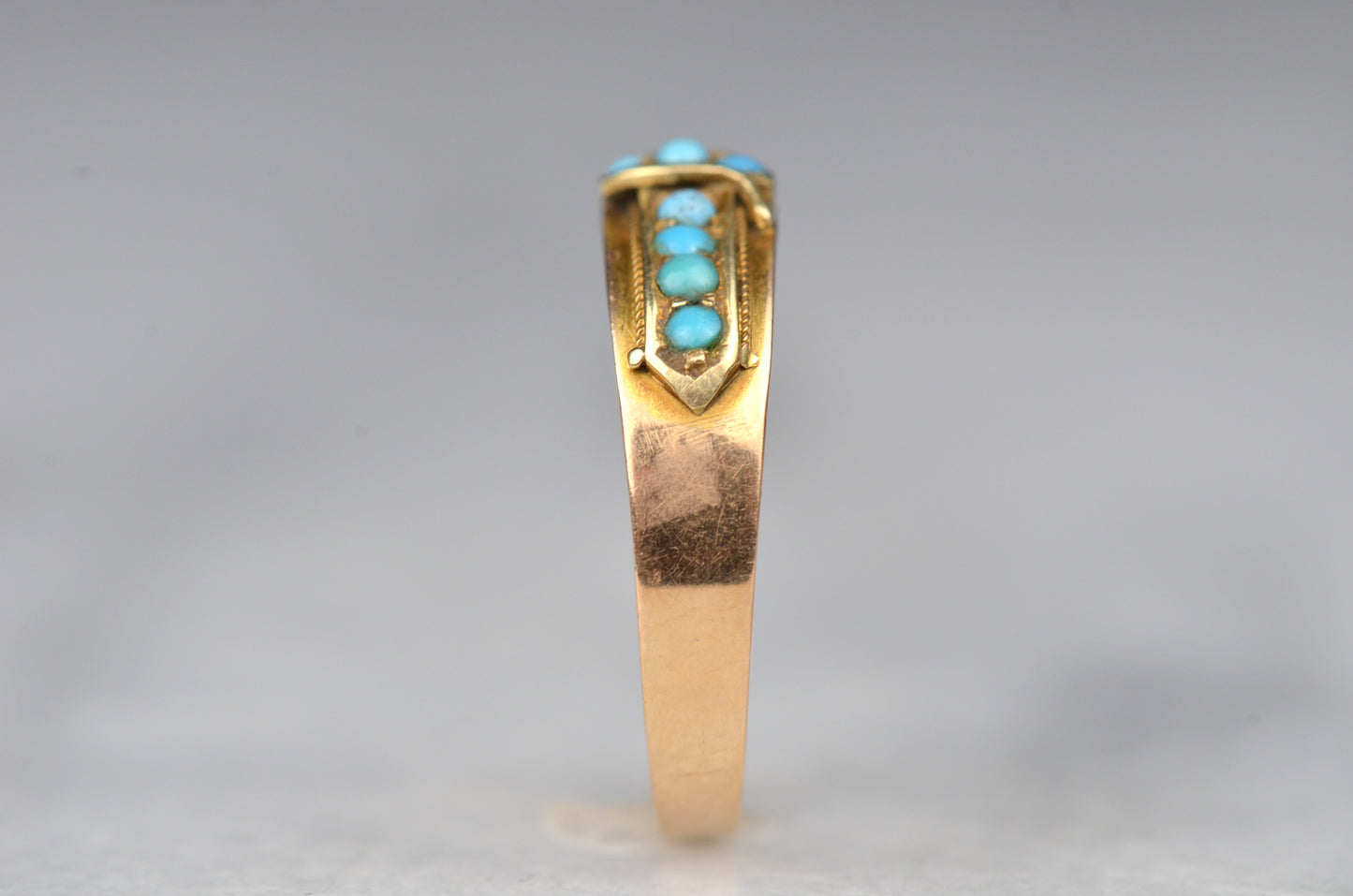 Elegant Victorian Turquoise Band Ring