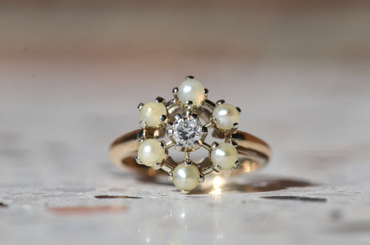 Sentimental Midcentury Snowflake Ring