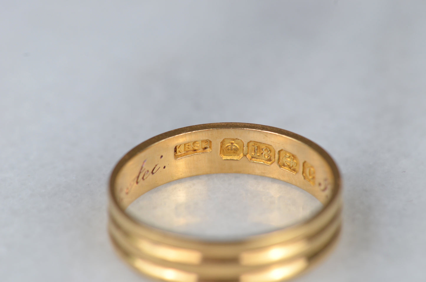 Ribbed Antique Personalized Band Ring
