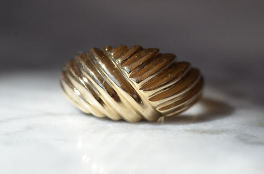 Decadent Criss-Cross Vintage Croissant Ring