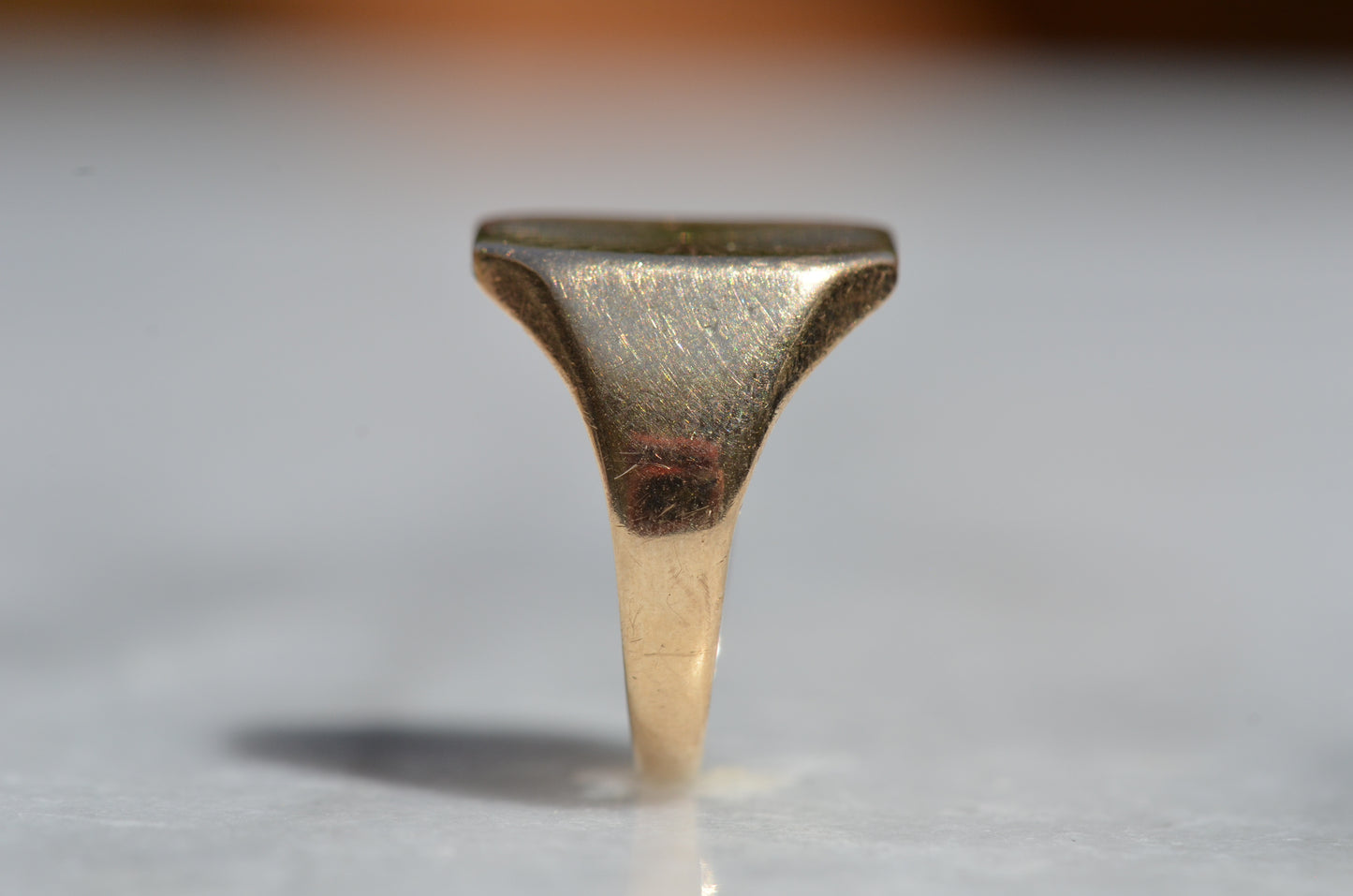 Scintillating Rays Vintage Signet Ring