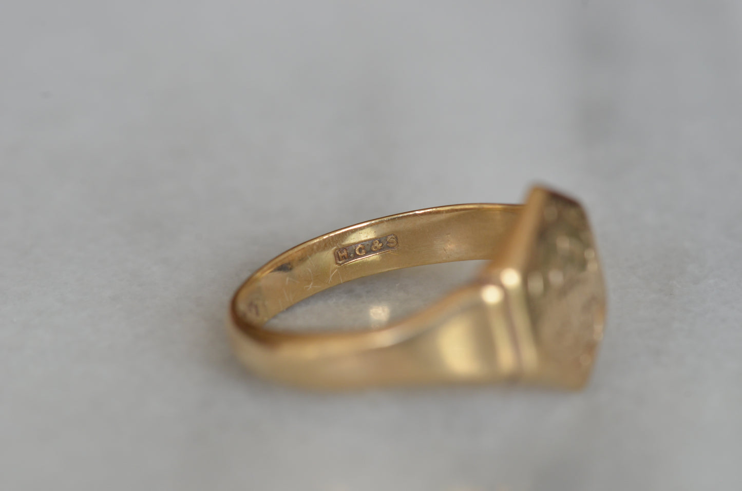 Gorgeous Vintage Hexagon Signet Ring