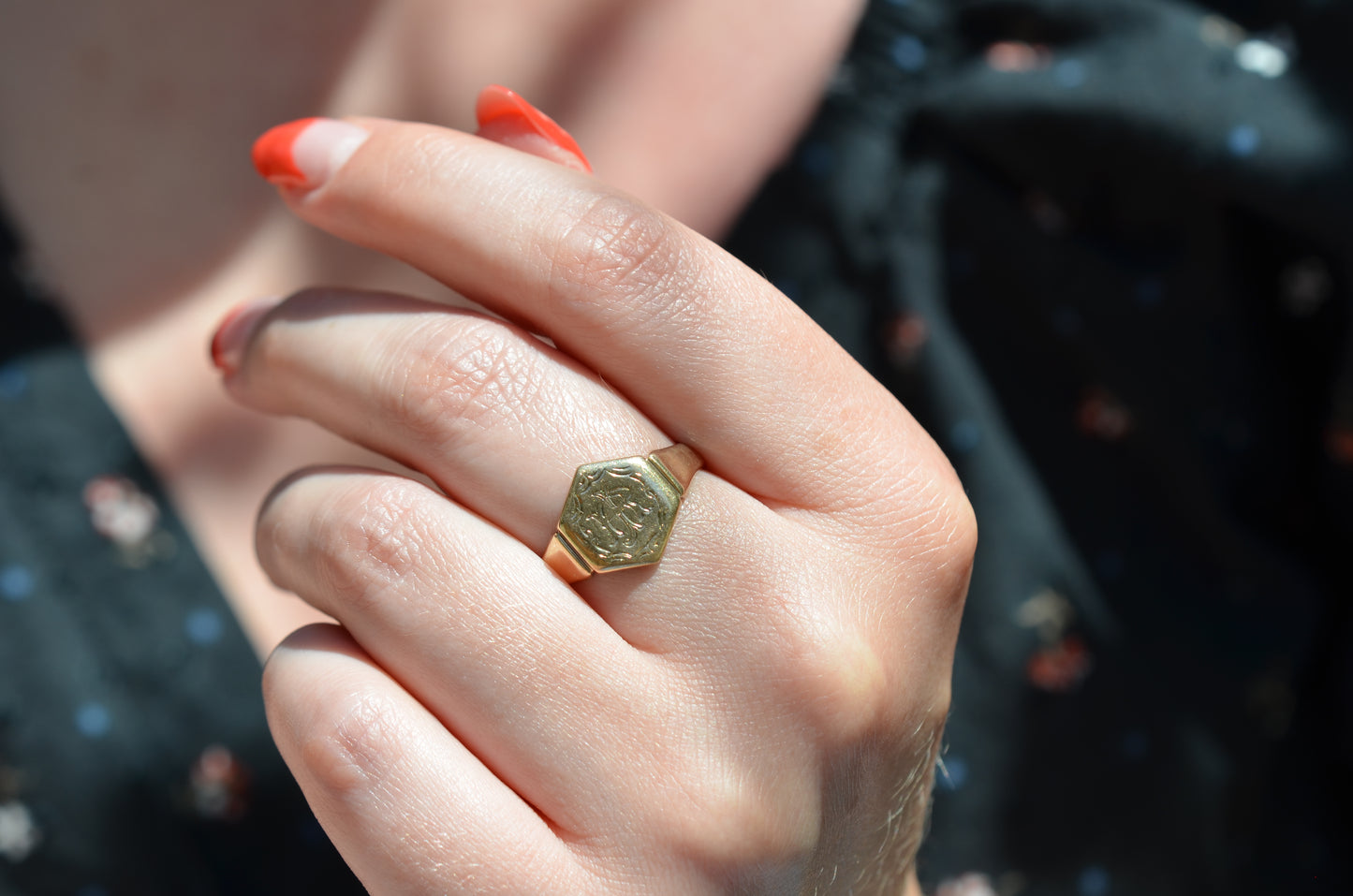 Gorgeous Vintage Hexagon Signet Ring