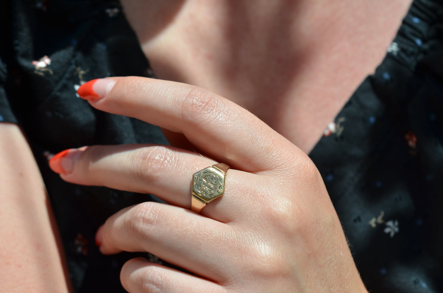 Gorgeous Vintage Hexagon Signet Ring