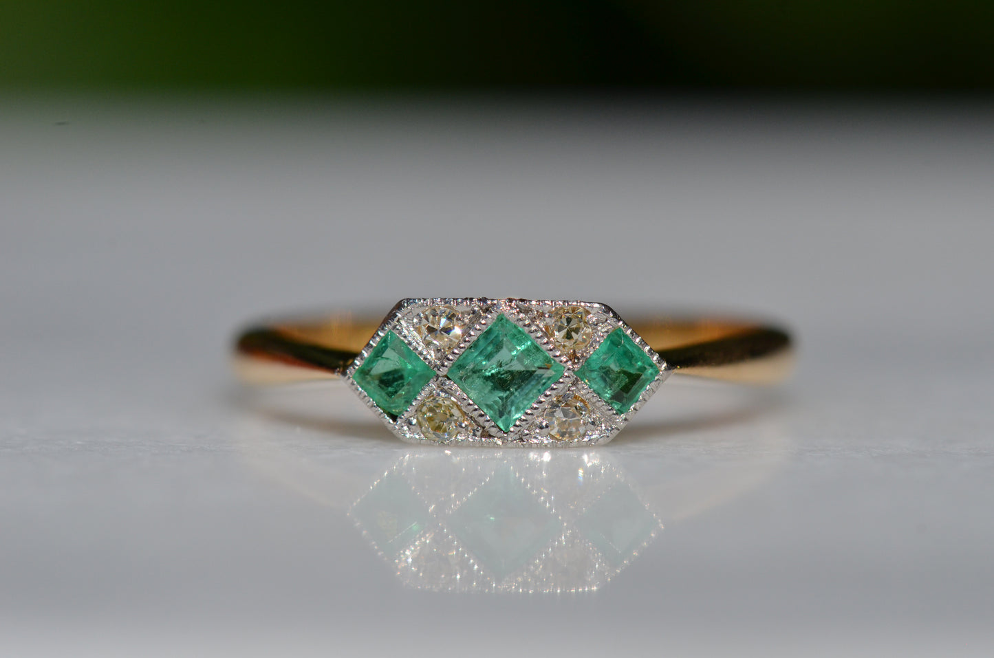 Vibrant Edwardian Emerald Ring