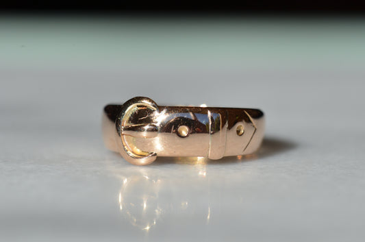 Smooth Antique Buckle Ring